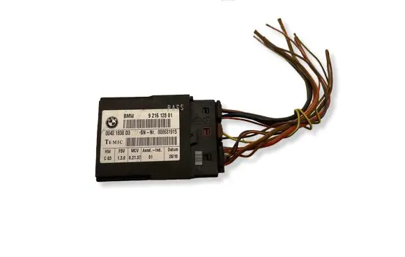 BMW 5 E60 E61 Seat belt adjustment motor 9216128 00401838 000631915