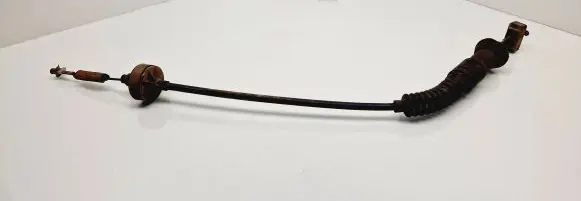 Volkswagen Golf III Clutch cable 1H1721335B