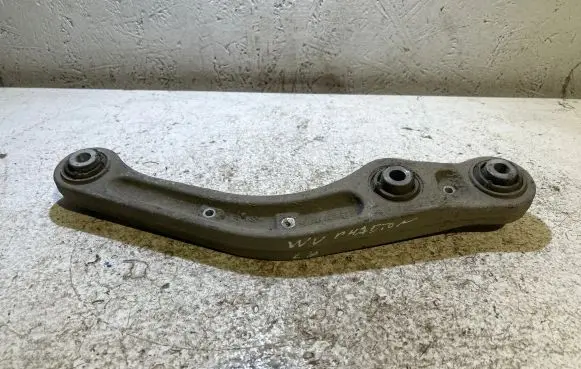 Volkswagen Phaeton Front lower control arm/wishbone