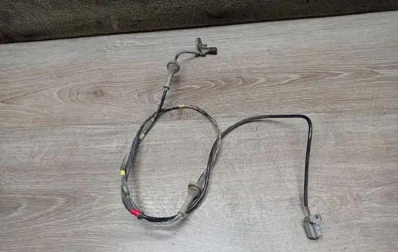 Volvo S60 ABS rear brake sensor 3524256 10071160373