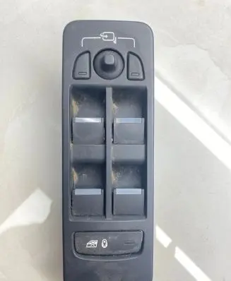 Land Rover Discovery Sport Electric window control switch FK7214540AD 18W355 DR7TA