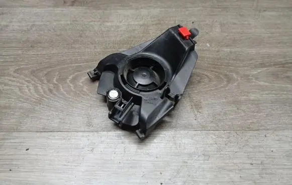 Volvo V70 Parcel shelf speaker 8633992