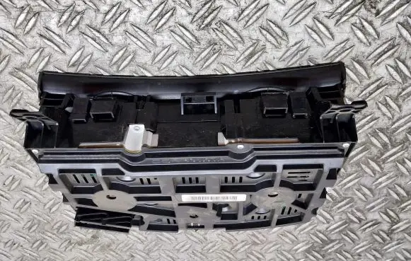 Opel Zafira B Speedometer (instrument cluster)