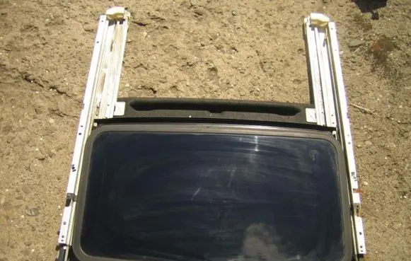 Sunroof set