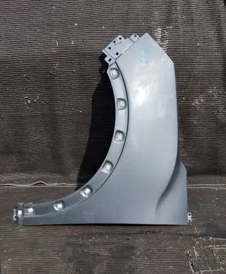 SsangYong Tivoli Fender