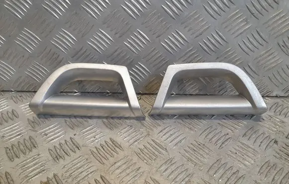 Volvo XC90 Front door interior handle trim 08650071