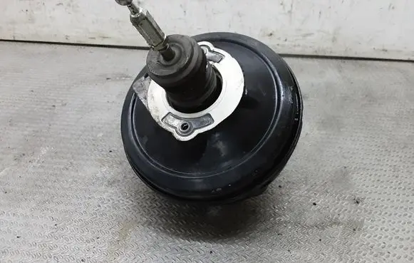 Audi A4 S4 B6 8E 8H Brake booster