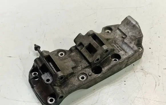 BMW 5 F10 F11 Generator/alternator bracket 1116850686305 174786