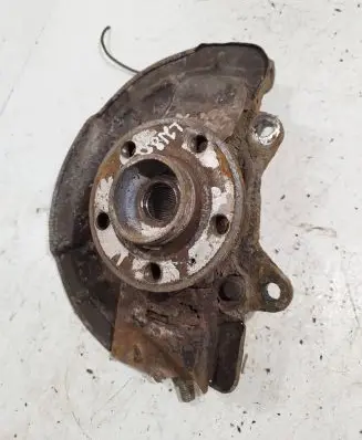 Volvo XC90 Front wheel hub spindle knuckle