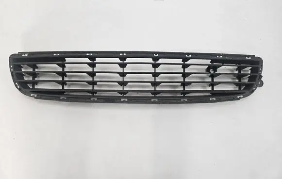 Opel Zafira B Front bumper lower grill 325769024 13124978