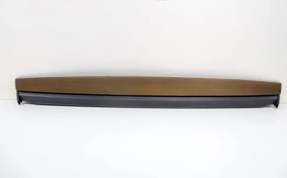 Dashboard glove box trim