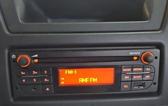 Renault Master III Radio/CD/DVD/GPS head unit 281153711R IMPRK1530882