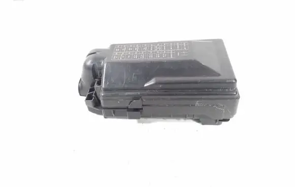 Infiniti Q70 Y51 Fuse module 284B71PM0B