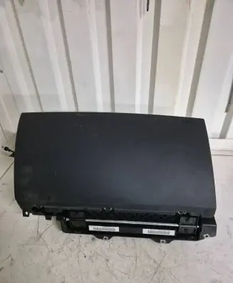 BMW 7 E65 E66 Glove box