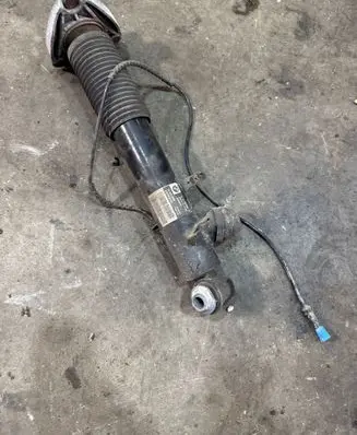 BMW X5 F15 Rear shock absorber/damper 6875088 10541310 011352