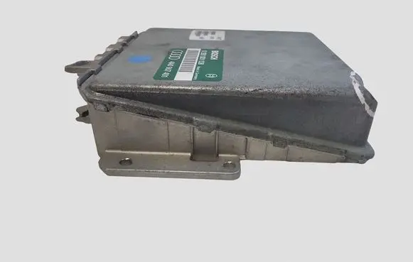 Audi A6 S6 C4 4A Engine control unit/module 0281001128 4A0907401