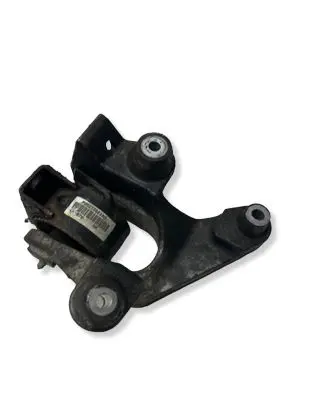 Chrysler Town u0026 Country V Engine mounting bracket 60663