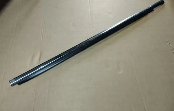 Peugeot 4007 Front door glass trim molding