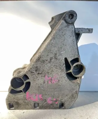 Volkswagen Golf IV Engine mounting bracket 038199207F
