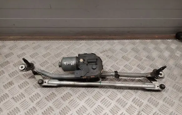 Audi Q5 SQ5 Front wiper linkage and motor 8R1955023D 8R1955119A