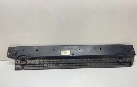 BMW 7 E65 E66 Radiator trim 7795383