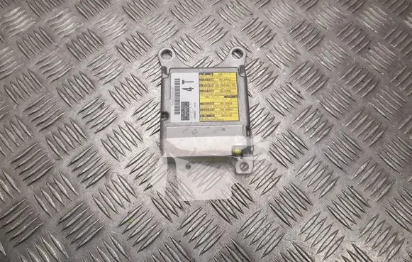 Lexus CT 200H Airbag control unit/module 8917076270