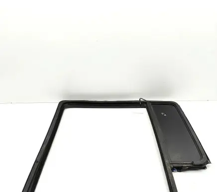 Jeep Wrangler Rear vent window glass 55395728AF 55395736AH