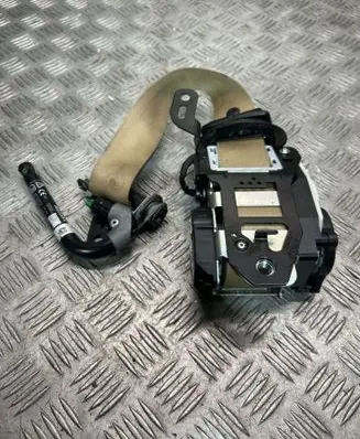 BMW 5 F10 F11 Front seatbelt 620279300