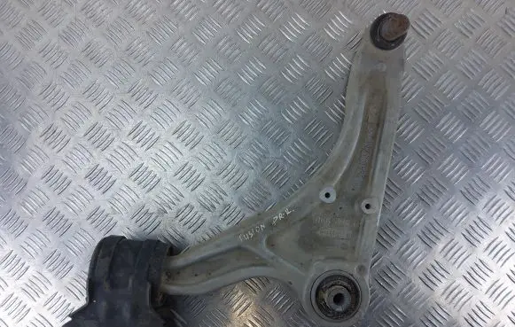 Ford Fusion II Front lower control arm/wishbone 060378G