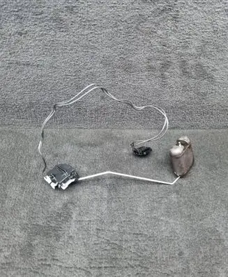 Audi Q7 4M Fuel level sensor 4M0919047