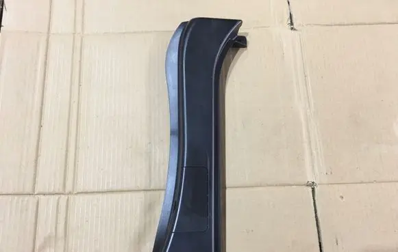 BMW X5 E70 (D) pillar trim (bottom) 7145953