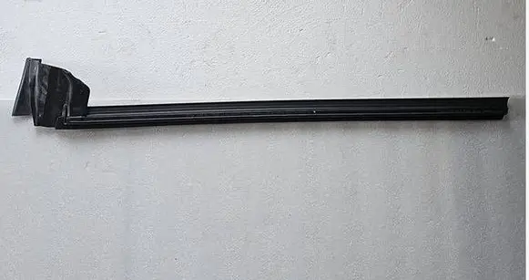 Tesla Model 3 Front door rubber seal 109049500E 1090495