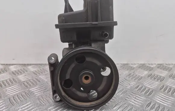 Power steering pump