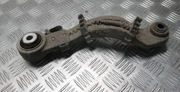 Rear control arm
