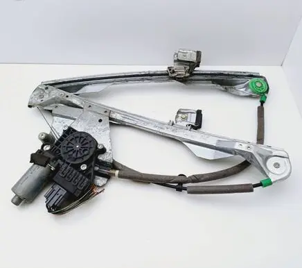 Ford Focus Front door window regulator with motor XS4123200 0130821757