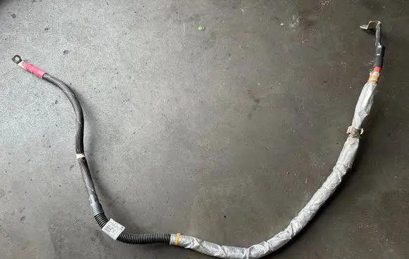 BMW X3 G01 Positive cable (battery) 8584980