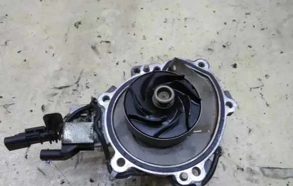 Jaguar XE Water pump GX73-8509-AA