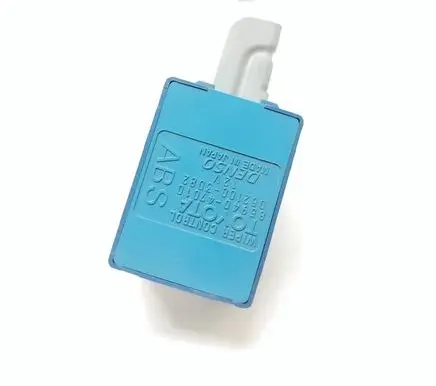 Toyota Prius (XW20) Window wiper relay 8594047010 0521003082