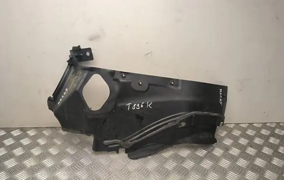 Jeep Grand Cherokee Exhaust heat shield 68234799AA