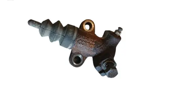 Subaru Forester SG Clutch slave cylinder 