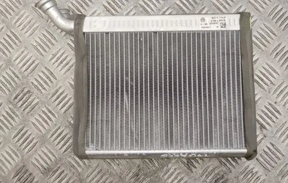 Volkswagen Touareg II Heater blower radiator 7P0819031A