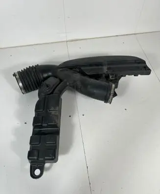 Dodge Durango III Intake resonator 68251622AD