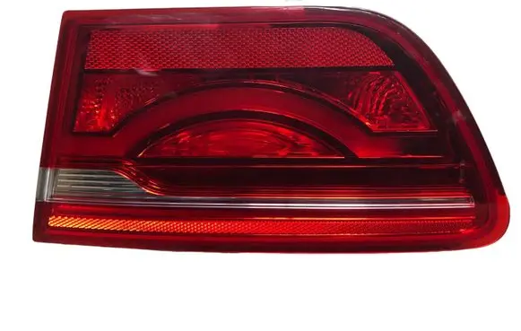 Jaguar XE Rear/tail lights T4N7914 901325