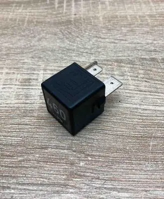 Volkswagen PASSAT B6 Other relay 1K0951253A