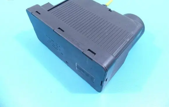 Mercedes-Benz C W202 Central locking vacuum pump 0132006344 IMPRK1329682