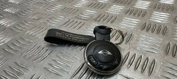 Mini Cooper Countryman R60 Ignition key/card 