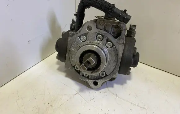 Lexus IS 220D-250-350 Fuel injection high pressure pump 221000R030