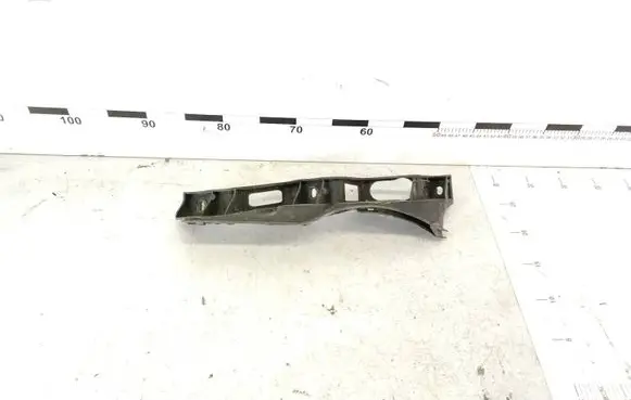 Volkswagen PASSAT B6 Front bumper mounting bracket 3C0807890