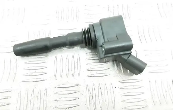 Seat Leon (5F) High voltage ignition coil 04E905110K