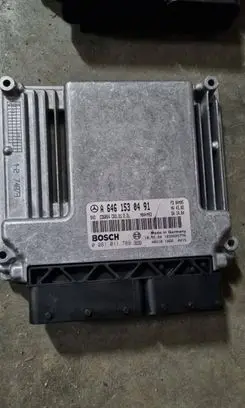 Mercedes-Benz Vito Viano W639 Engine control unit/module A6461530491 0281011789